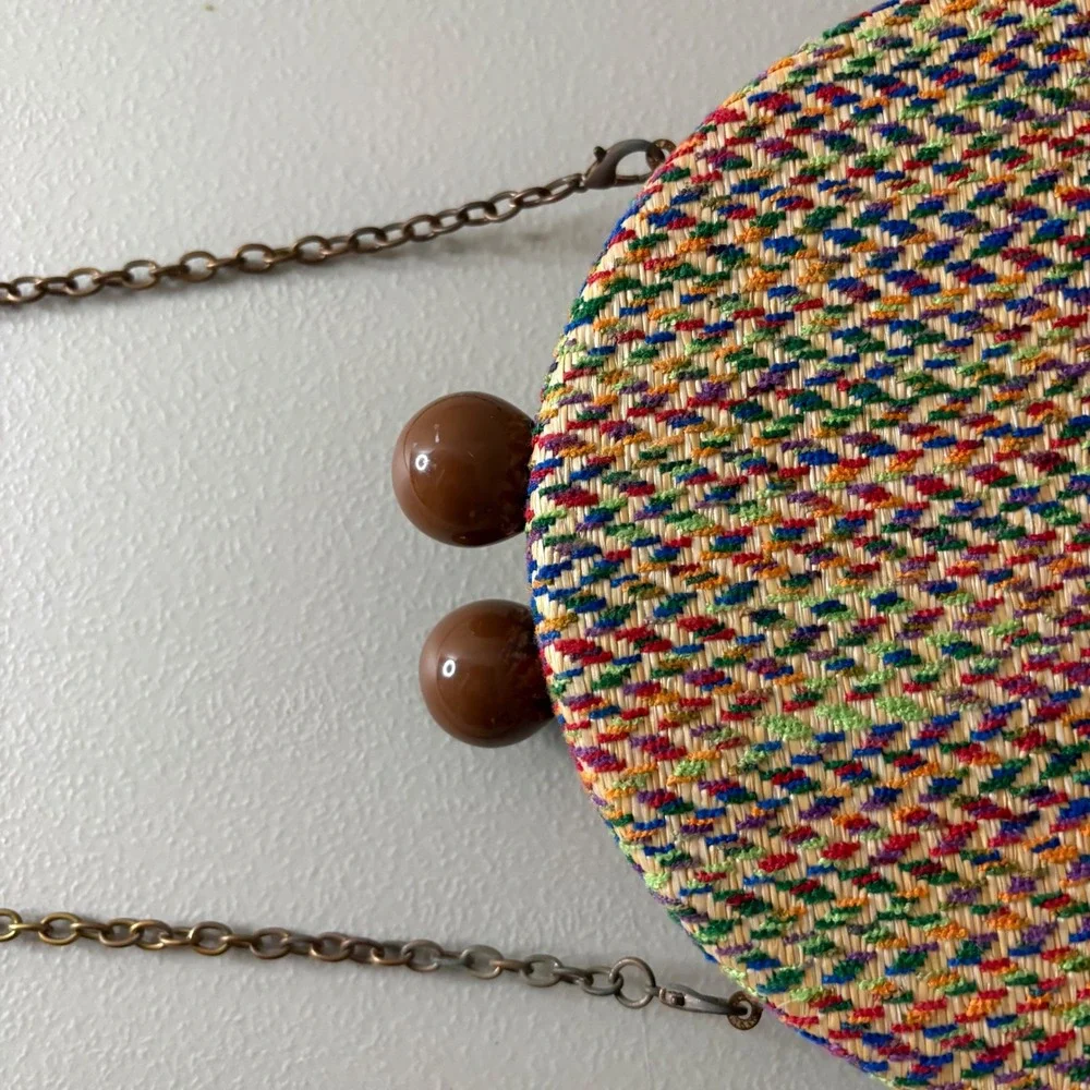 Love Kuza Multi Woven Straw Round Crossbody Bag Rainbow Chevron Kiss Lock Clutch